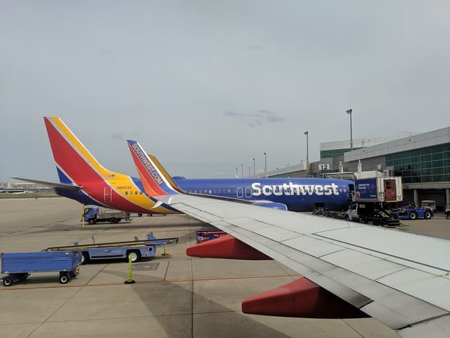 N8569Z - Boeing
