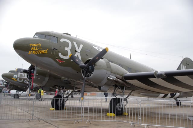 N47TB - Douglas