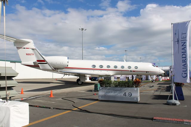 N667P - Business jet