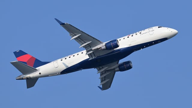 N226JQ - Embraer