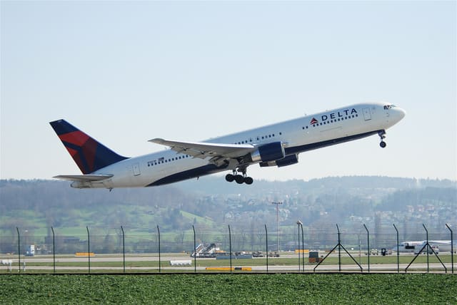 N1201P - Boeing
