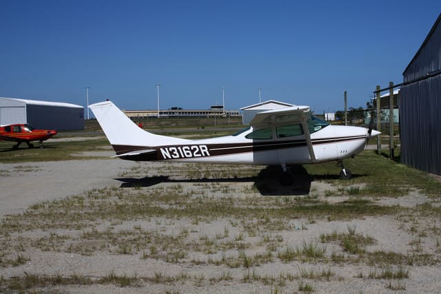 N3162R - Single-engine aircraft