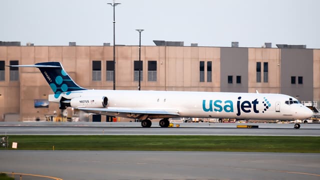 N837US - Douglas
