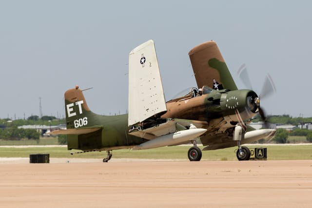 N39606 - Single-engine aircraft
