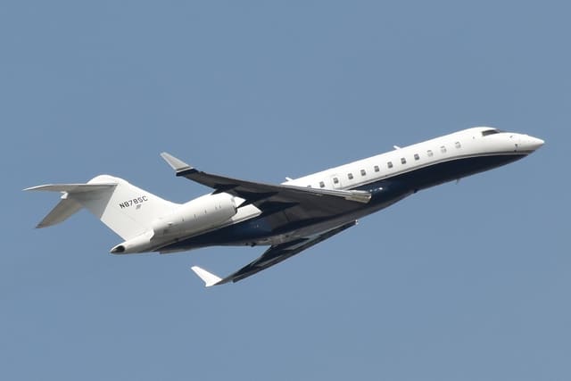 N878SC - Business jet