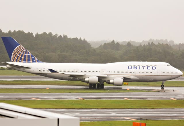 N118UA - Boeing