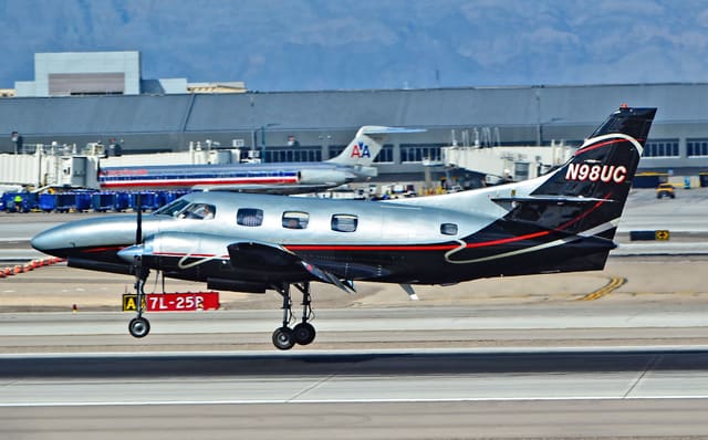 N98UC - Aircraft