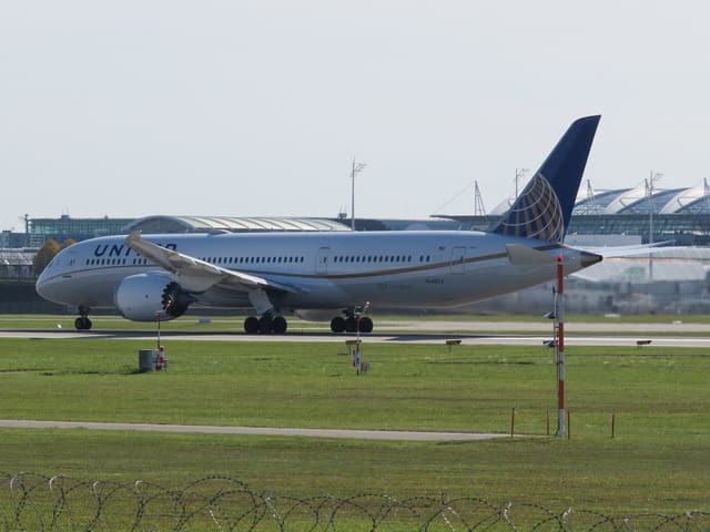 N24972 - Boeing