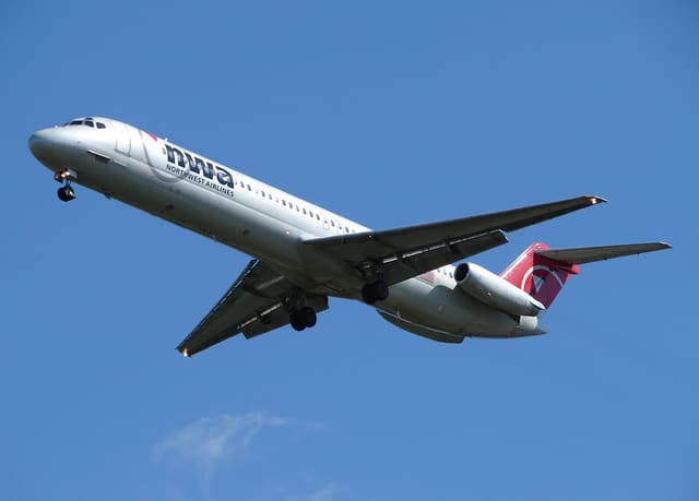 N768NC - Douglas