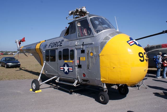 - Helicopter