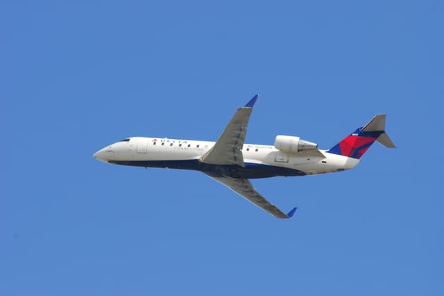 N8891A - Bombardier