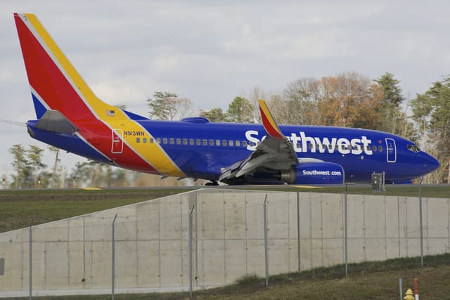 N913WN - Boeing