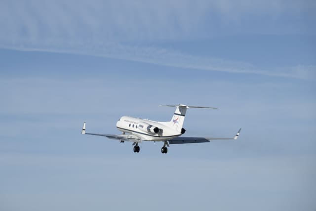 N808NA - Business jet