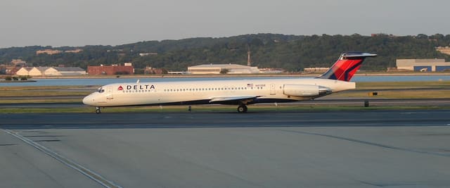 N913DE - Boeing