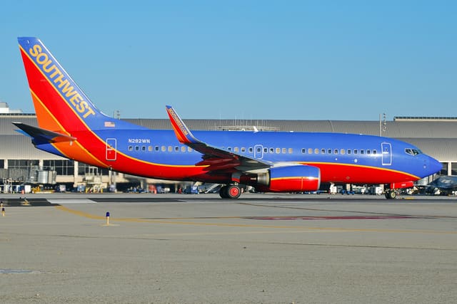 N282WN - Boeing