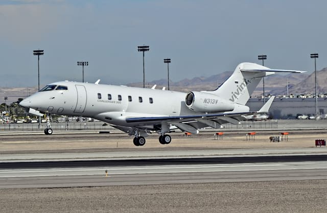 N313V - Bombardier