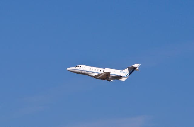 N910KS - Business jet