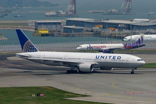 N785UA - Boeing