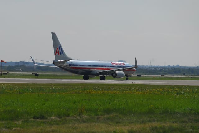 N871NN - Twin-engine aircraft
