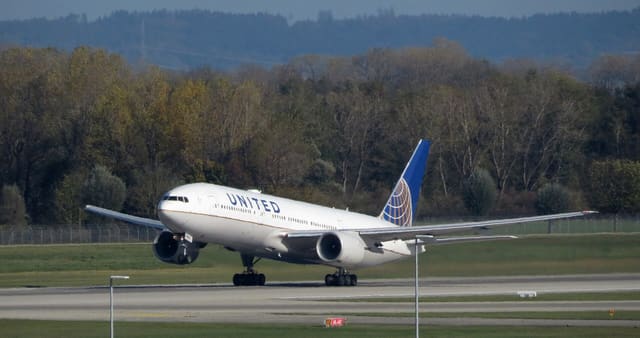 N784UA - Boeing