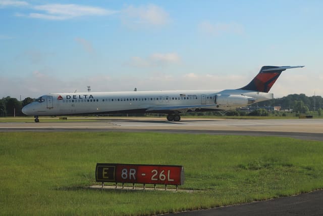 N913DL - Aircraft