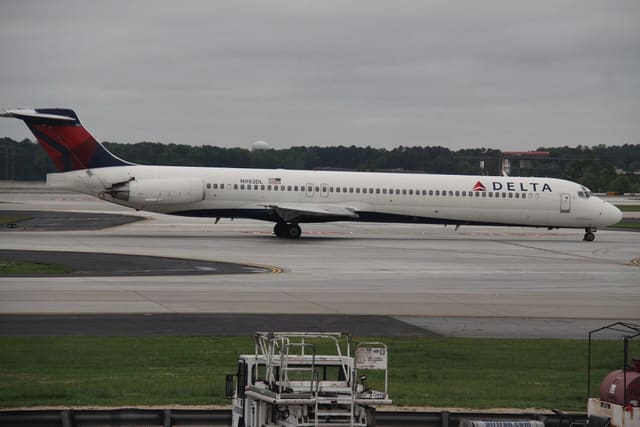 N983DL - Aircraft