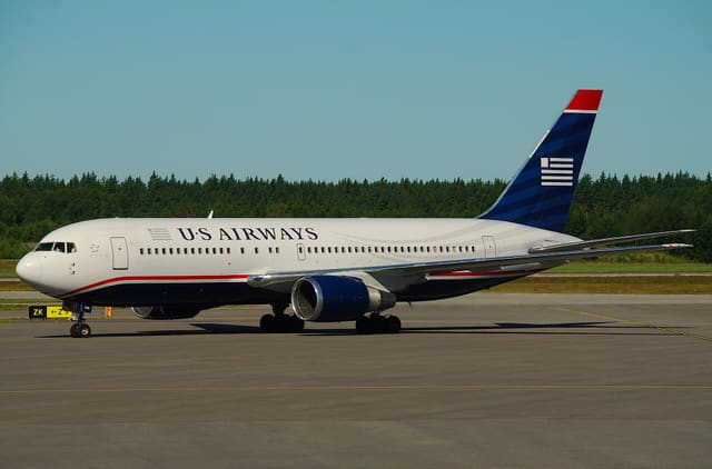 N246AY - Twin-engine aircraft