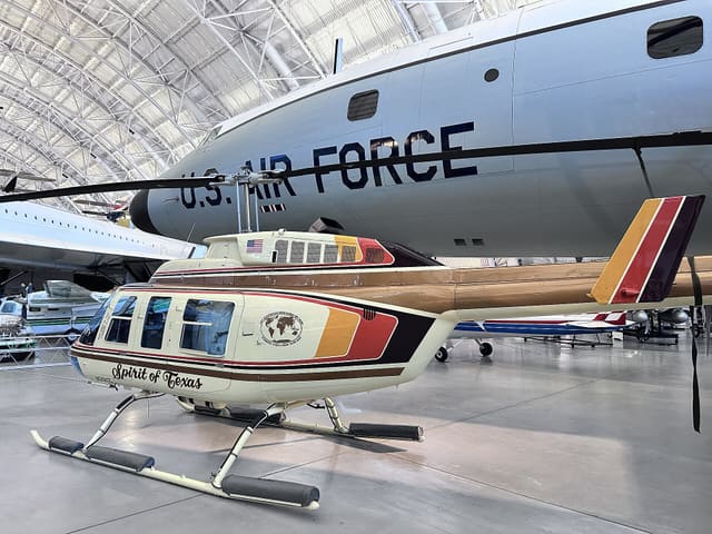  - Helicopter