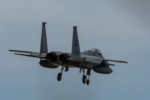  - Twin-engine aircraft