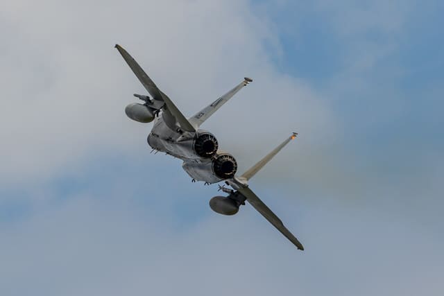  - Twin-engine aircraft