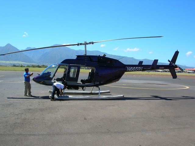 N6651H - Helicopter