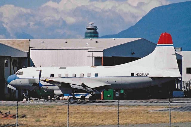 N327UW - Aircraft