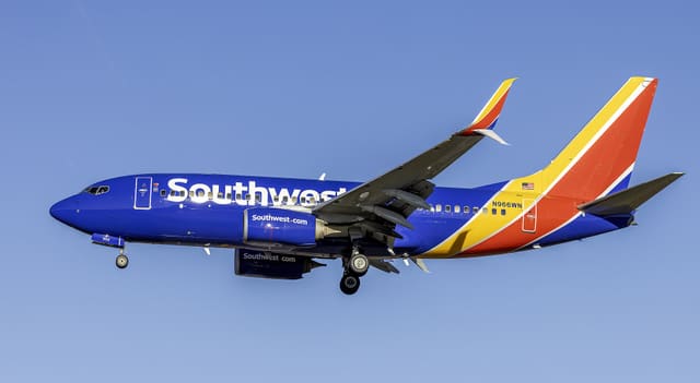 N966WN - Boeing
