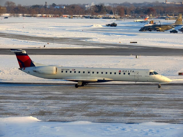 N272SK - Embraer