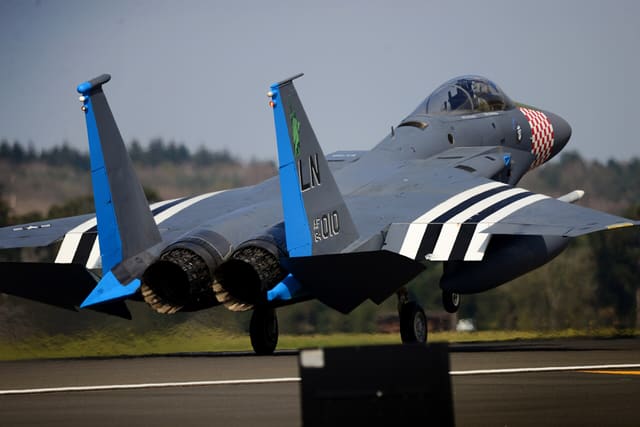  - Twin-engine aircraft