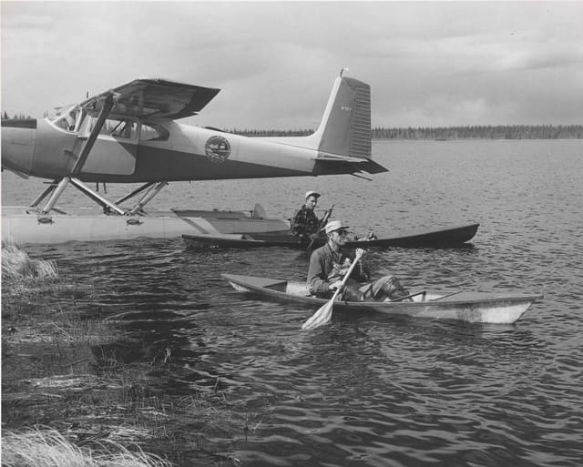 N727 - Floatplane