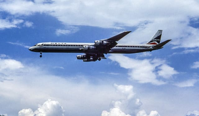 N136DL - Aircraft