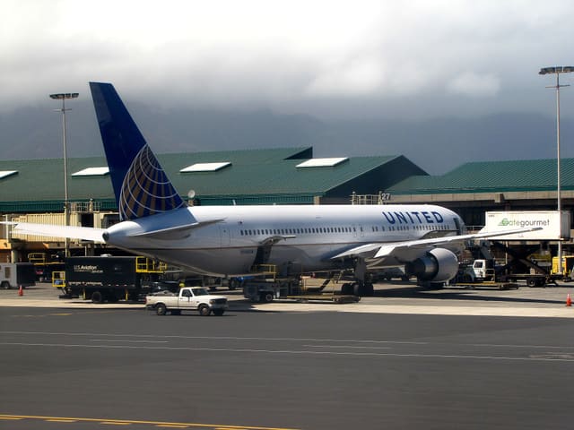 N666UA - Boeing