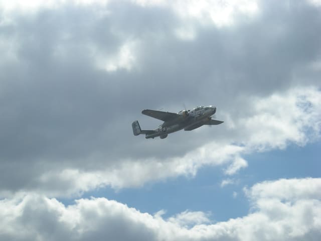  - Twin-engine aircraft
