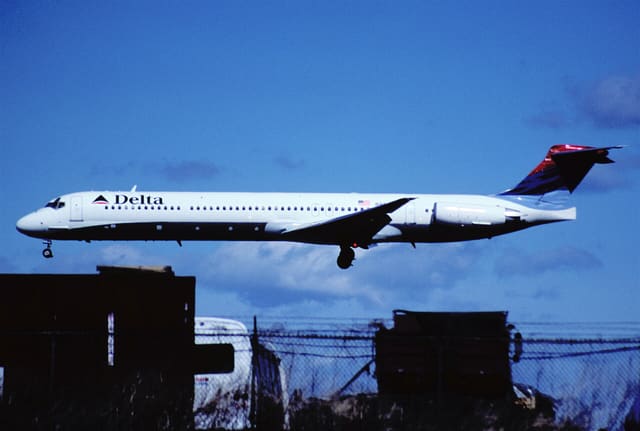 N943DL - Aircraft