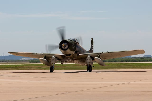 N39606 - Warbird