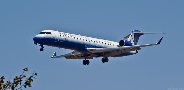 N786SK - Twin-engine aircraft