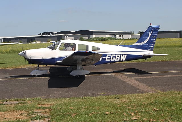 G-EGBW - Piper