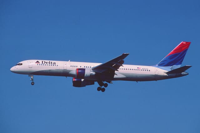 N680DA - Boeing