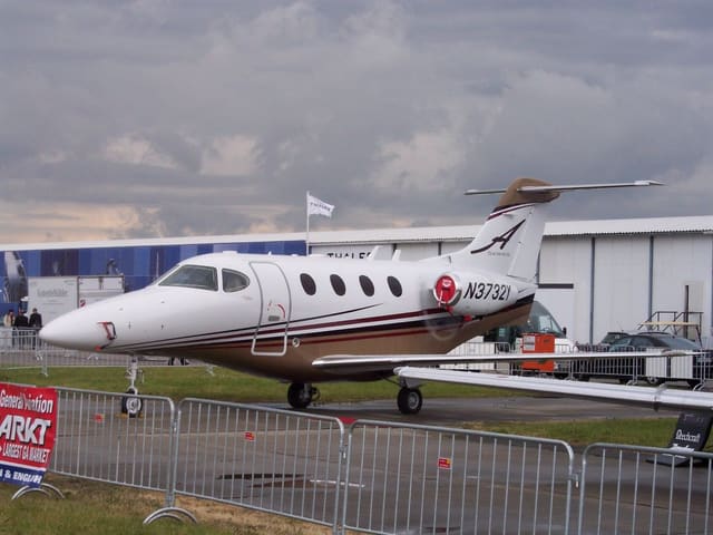 N3732Y - Business jet