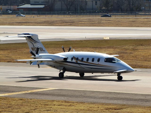 N137SL - Aircraft