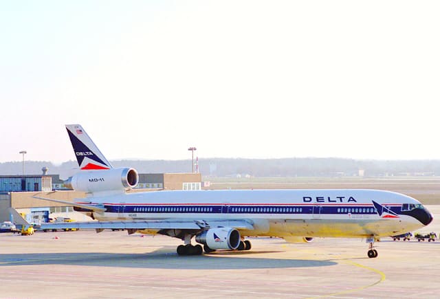 N804DE - Aircraft