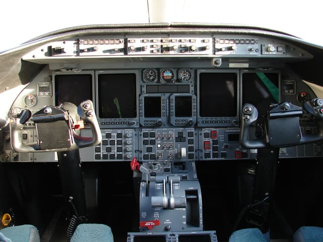 N334AF - Business jet