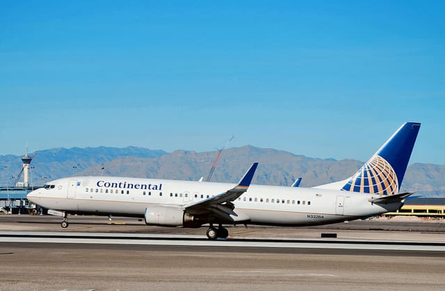 N33264 - Boeing