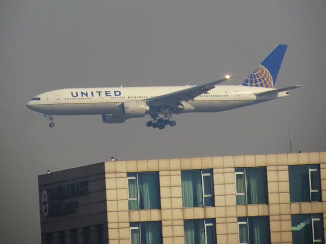 N77014 - Boeing